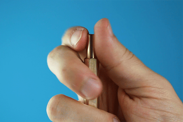 Animation showing the one handed operation of the twisting pen opener.
